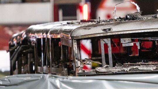 Linienbus ausgebrannt - Tote und Verletzte in der Schweiz