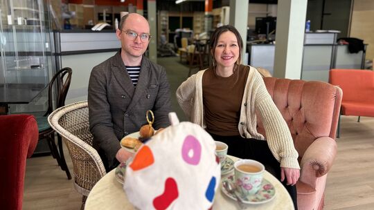 Haben für die Buchhandlung Meckel viele neue Ideen - und "große Lust", diese umzusetzen: das Ehepaar Agnes und Edward Schofield,