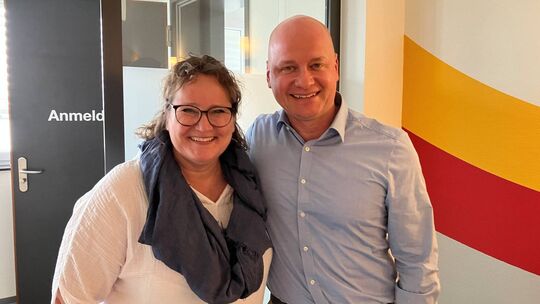 Christian Jakobs (rechts) leitet nun das MVZ Bernkastel/Wittlich am Fürstenhof, Ariane Schabio kümmert sich als Praxismanagerin