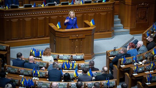 Bundestagstagspräsidentin Klöckner in der Ukraine