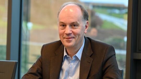 Bomag-Geschäftsführer (CEO) Ingo Ettischer berichtet im Interview, wie sich das laufende Geschäftsjahr entwickelt und wie er dar