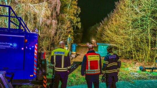 Ein Leck in einer zivil genutzten Zuleitung des Nato-Pipeline-Systems sorgte für einen Großeinsatz von Feuerwehr, THW und Polize