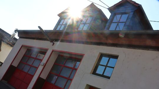 Ein Lichtblick für die Monzinger Feuerwehr mit ihrem alten Haus: der Plan, ein neues Gebäude, das die Brandschützer sowie den Ka