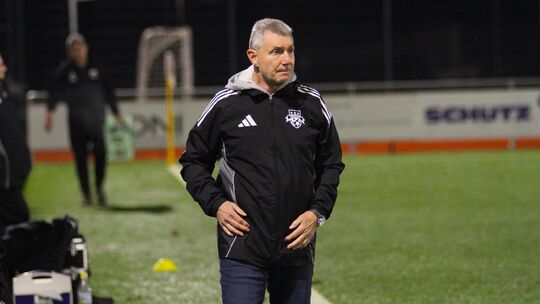 Will sich nicht damit abfinden, dass die SG Ahrbach ohne Erfolgserlebnis dem Abstiegs entgegentaumelt: Trainer Thomas Remark.