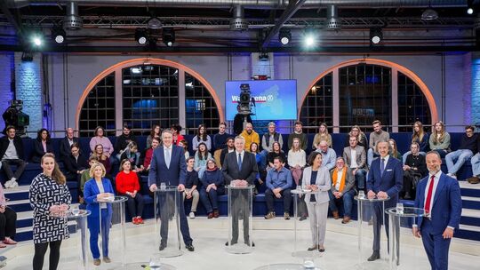 SWR-Sendung "Rheinland-Pfalz wählt - die Wahlarena" SWR-Sendung "Rheinland-Pfalz wählt - die Wahlarena"