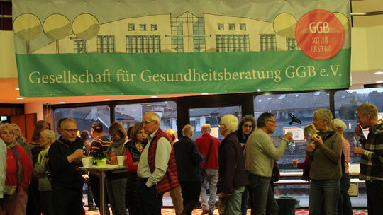 Für viele sind die Gesundheitstage der GGB Lahnstein eine willkommene Gelegenheit, sich zu treffen und mit Gleichgesinnten auszu