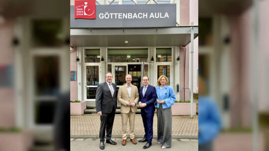 Oberbürgermeister Frank Frühauf (links) und CDU-Landtagskandidat Frederik Grüneberg (2. von links) begrüßten Bundesinnenminister
