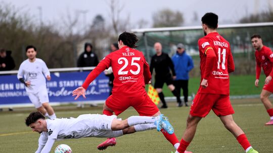 Nein, diese Szene war nicht sinnbildlich für das Spiel zwischen der SG 99 Andernach und dem SV Rot-Weiss Wittlich. Denn am Ende