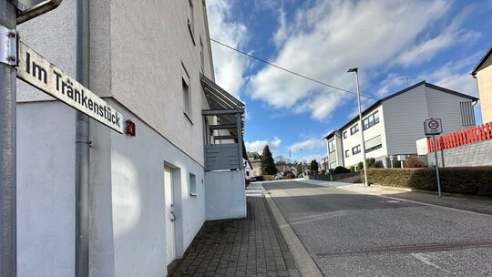 Einige Vollmersbacher empfinden es als unzumutbar, dass für die Erneuerung von drei Straßen alle Bürger zahlen sollen.