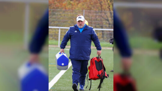 Dirk Reidenbach hat mit seinem FSV Blau-Weiß Idar-Oberstein den nächsten Dreier im Abstiegskampf der Bezirksliga eingefahren.