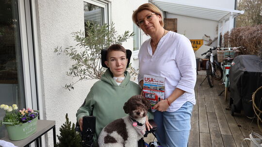 Der 21-jährige Kevin Pesch ist begeisterter Eishockeyfan und Autoliebhaber.