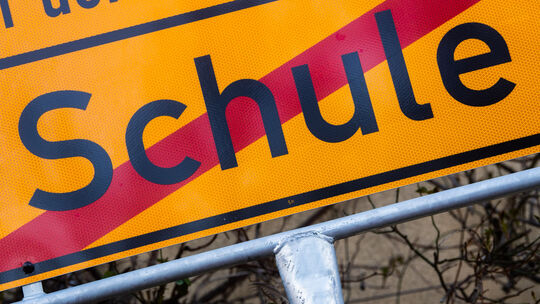 Wenn Kinder und Jugendliche nicht mehr zur Schule gehen: Im Kreis Birkenfeld wächst die Zahl der Fälle.