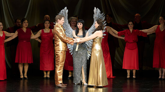 Am Ende siegt doch die Liebe im Finale der Neuinszenierung von Glucks "Orfeo ed Euridice" am Theater Koblenz.