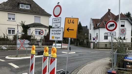 Bis Mitte Dezember müssen Autofahrer in der Diezer Innenstadt, welche in das Wohngebiet Schläfer wollen, eine Umleitung fahren.