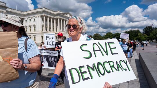 Demonstration gegen US-Regierung vor dem Kapitol