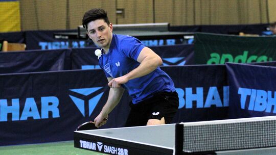 Dominic Stendebach hat sich mit dem TTC Wirges auf Platz drei der Tischtennis-Oberliga vorgeschoben.