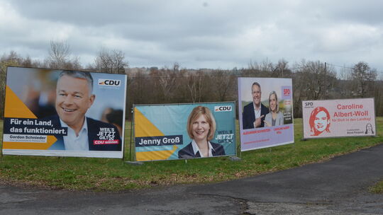 Es ist eines der Duelle im Westerwaldkreis: CDU-Abgeordnete Jenny Groß gegen Caroline Albert-Woll (SPD).