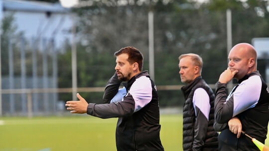 Andreas Weyl (links) und Steffen Jung (Mitte) stehen bei der Aar-Einrich nicht länger in der Verantwortung.