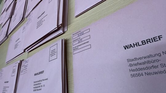 Zahlreiche Wähler im Kreis Neuwied nutzen auch bei der Landtagswahl das Angebot der Briefwahl.