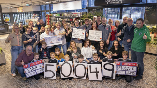 Mit einer neuen Rekordsumme in Höhe von 50.049 Euro ist der Rewe-Cup in Hachenburg zu Ende gegangen.
