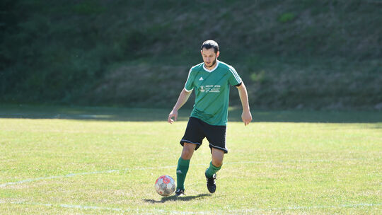 Noah Schneider ist mit seiner FSV Osterspai erst am kommenden Dienstag auf der Rhein-Insel Niederwerth wieder gefordert.