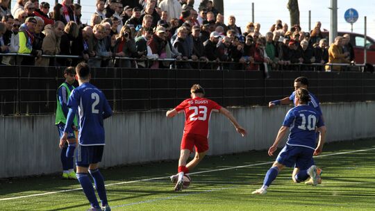 Nicht wie zuletzt in Simmern spielt die SG Augst Eitelborn am Sonntag im Augst-Stadion gegen den FC Urbar.