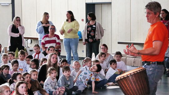 Die Trommel stand im Mittelpunkt der Reise mit Markus Hoffmeister durch Afrika.