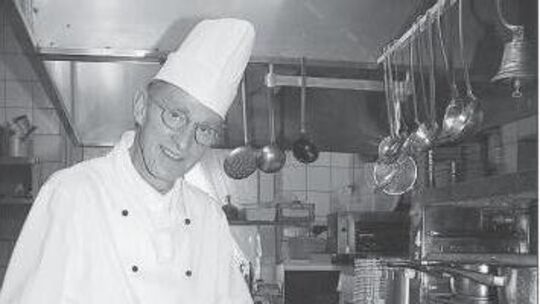 34 Jahre lang war Manfred Singer das Gesicht des Waldhofs im Kirchener Stadtteil Herkersdorf. Zuvor prägte er den Hohenzollernga