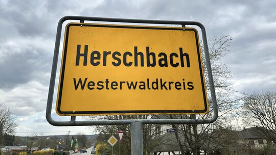 In Herschbach ist er zum Versuch einer Erpressung gekommen. Der mutmaßliche Täter ist gefasst - ob er Komplizen hatte, ist öffen