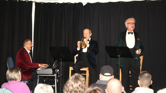 Das Trio P! mit Uwe Kohls, Jonathan Beisiegel und Andreas Barth-Steinborn (von links) begeisterte auf der Kaisersescher Kultur B