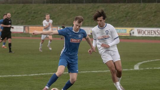 Stand nach seiner Urlaubsreise direkt wieder in der Startformation der Eintracht, ließ aber Durchschlagskraft vermissen: Deniz C