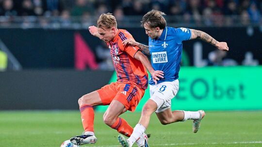 BERICHTIGUNG -Darmstadt 98 - FC Schalke 04