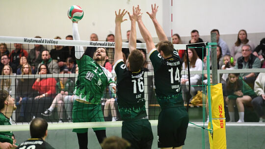 Eine Verkettung von Problemen führte dazu, dass die Westerwald Volleys (hier Benjamin Putzker) im Heimspiel gegen die SG Heidelb