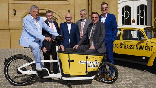 Der Vorstand des ADAC Mittelrhein freut sich über einen neuen Mitgliederrekord (von links): Rudi Speich (Vorsitzender), Mathias