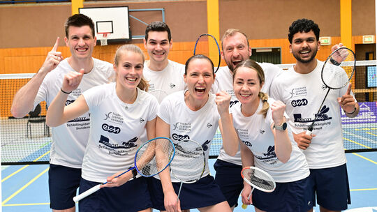 Der BC Remagen steigt als Meister in die 2. Bundesliga auf. Das Meisterteam mit (hintere Reihe von links) Max Stage, Nicolas Kle