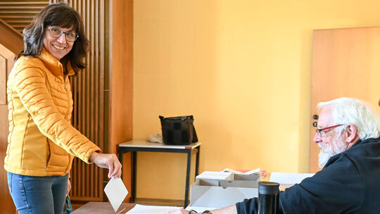 Stimmabgabe im Gemeindezentrum St. Michael in Boppard: Das Wahllokal in dem denkmalgeschützten Gebäude in der Rheinallee dürfte