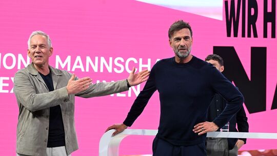 Telekom-Pressekonferenz:Konzept zur WM mit Klopp, Müller, Hummels