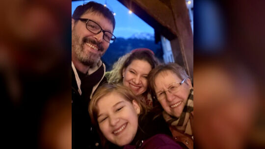 Die Hoffmanns mit Oma Geli: Die ganze Familie ist in der "AWOsphäre" in Enzweiler eingebunden. Das Interesse an den Angeboten fü