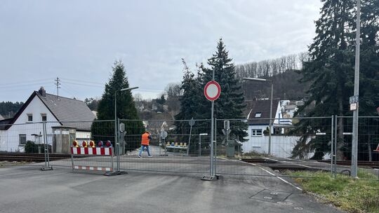 Der Bahnübergang Hofacker/Altweid in Weierbach ist seit sieben Jahren geschlossen. Nun besteht aber Hoffnung.
