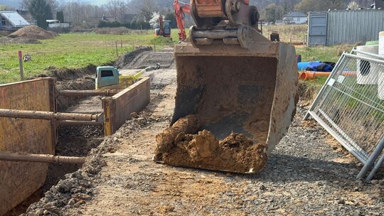 Bei Bauarbeiten im Fürthener Neubaugebiet Kappensteiner Schlinke wird am Dienstagmittag eine Splitterbombe aus dem Zweiten Weltk Bei Bauarbeiten im Fürthener Neubaugebiet Kappensteiner Schlinke wird am Dienstagmittag eine Splitterbombe aus dem Zweiten Weltk