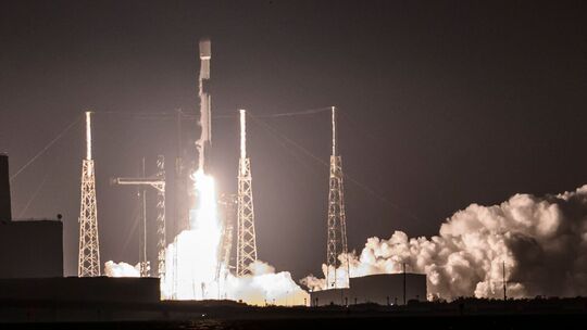 SpaceX startet die Mission Starlink 10-36