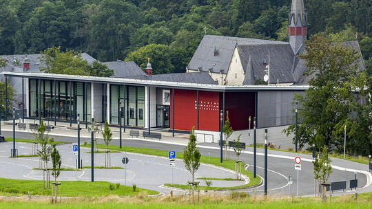 Die Trägerschaft für das Private Gymnasium Marienstatt soll auf eine noch zu gründende Stiftung übergehen, an der sich auch der Die Trägerschaft für das Private Gymnasium Marienstatt soll auf eine noch zu gründende Stiftung übergehen, an der sich auch der