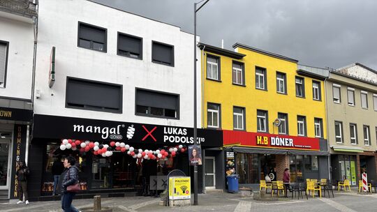 Mehr als ein Dutzend Döner-Imbisse finden sich im Innenstadtbereich – manche Bürger sind der Meinung, das ist zu viel.