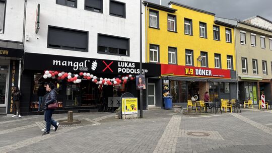 Mehr als ein Dutzend Döner-Imbisse finden sich im Innenstadtbereich – manche Bürger sind der Meinung, das ist zu viel.