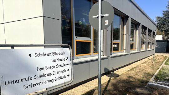 Die Don-Bosco-Schule an der Ellerbachstraße ist eine Dauerbaustelle. Die Lehrer schlagen Alarm: Viele sind überlastet, und das U