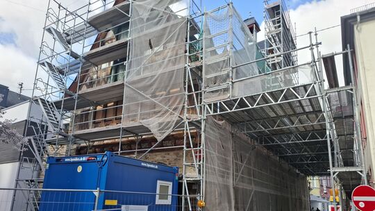 Was lange währt, wird endlich gut? Die Sanierung des Alten Rathauses soll bis Jahresende abgeschlossen sein.