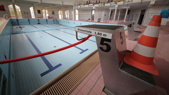 Seit fast genau sechs Jahren schwimmt im Tauris niemand mehr. Das Bad hat seitdem geschlossen.