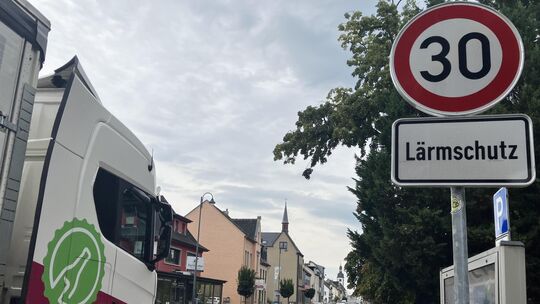 Nichts polarisiert die Bad Breisiger mehr als das Einführen von Tempo 30 auf der B9 in der Ortsdurchfahrt.