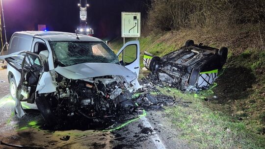 Die Kollision zweier Fahrzeuge am Freitagabend auf der L288 bei Westerburg hat zwei Menschenleben gefordert.