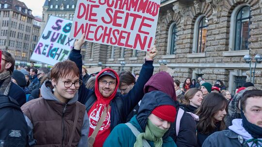 Demonstration gegen sexualisierte Gewalt gegen Frauen Demonstration gegen sexualisierte Gewalt gegen Frauen